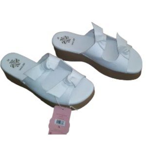 SAM & LIBBY Platform sandals Color BRTWHT, Size 10